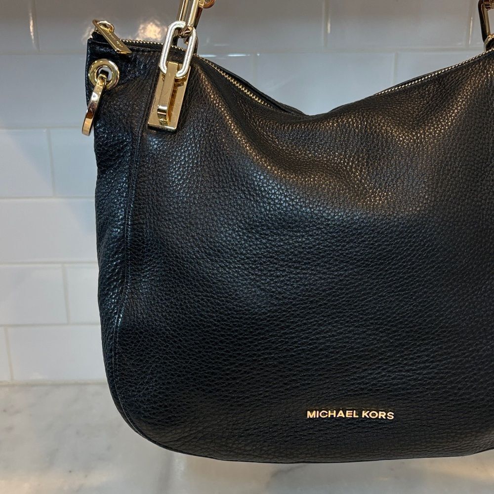 Michael Kors Black Pebbled Leather Shoulder Bag with Gold Hardware - Picture 2 of 16